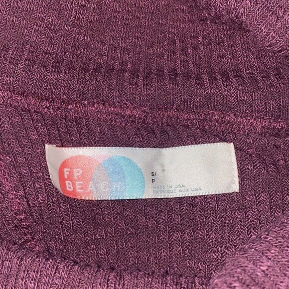 ✨ Free People Beach World Traveler Cowl Neck Open Back Pullover Sweater✨ - Picture 7 of 7